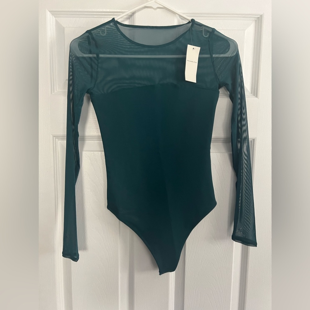 Abercrombie & finch NWT XS teal body suit